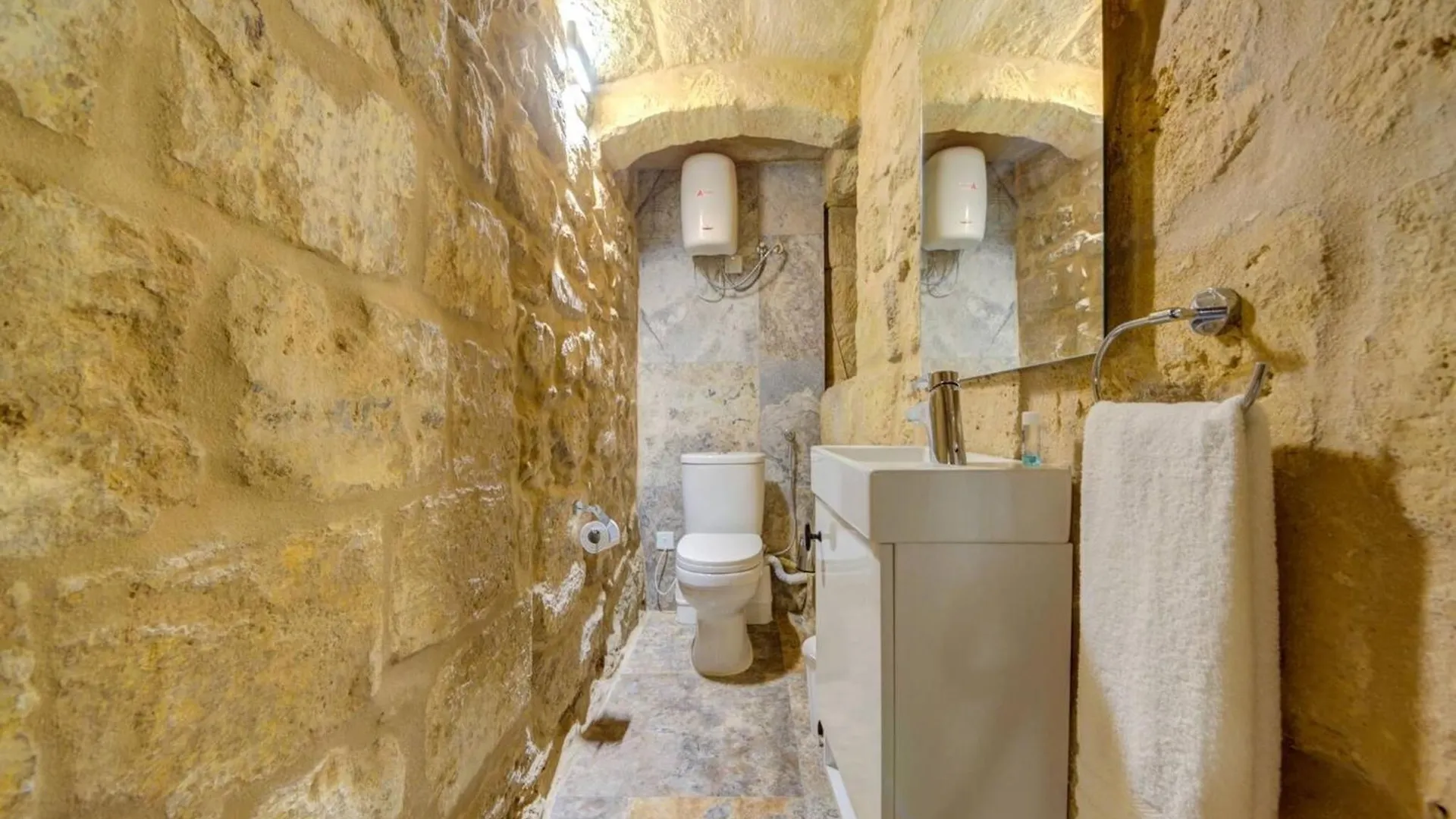 Guest house Room In Guest Room - Modern Room With Terrace Near Mdina Rabat Malta